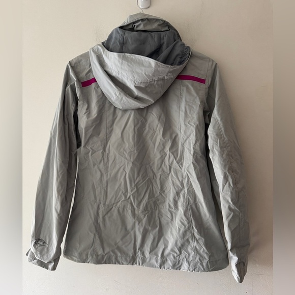 Columbia Women’s Gray Jacket With Hood - Picture 5 of 8